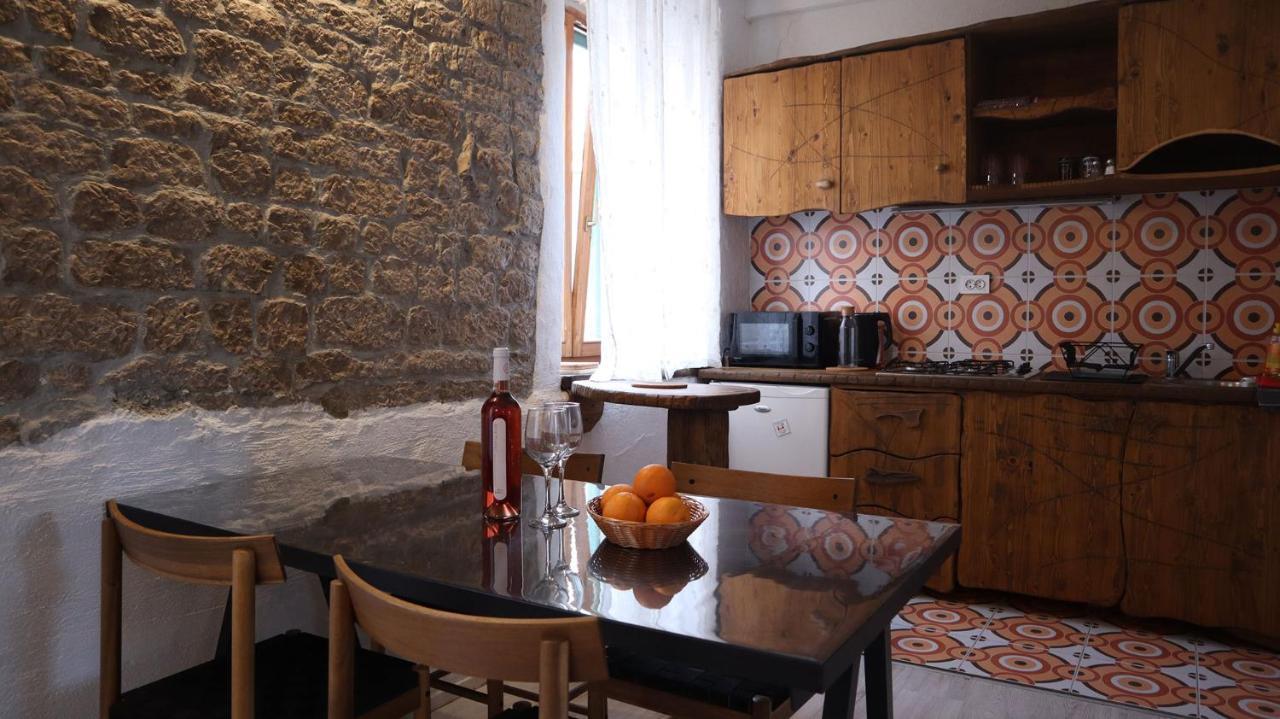 Orange Appartement Šibenik Buitenkant foto