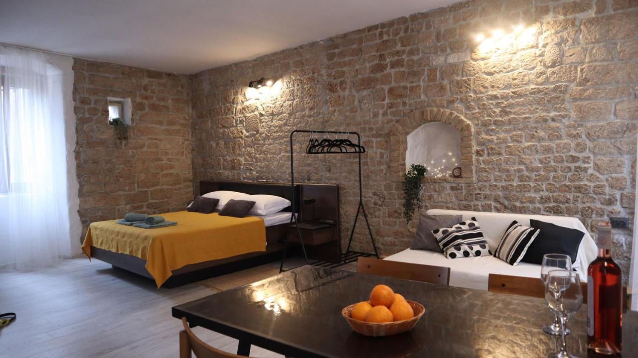 Orange Appartement Šibenik Buitenkant foto