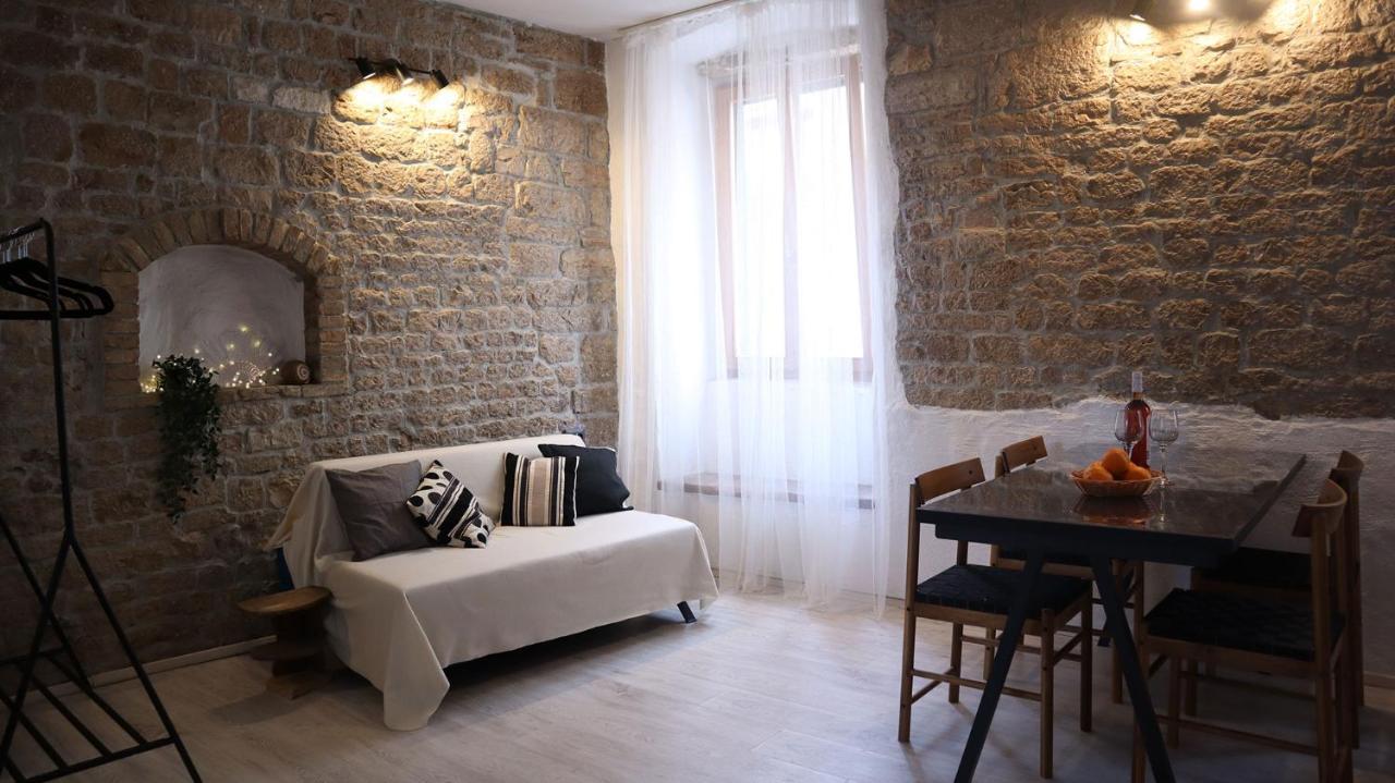 Orange Appartement Šibenik Buitenkant foto