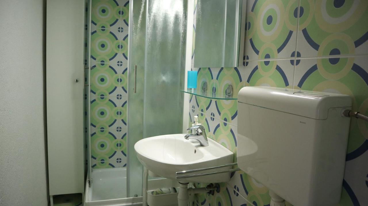 Orange Appartement Šibenik Buitenkant foto